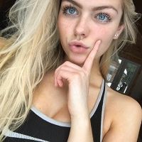 Неожиданные вызовы: Почему куртизанка может позвать «охранника» в самый неподходящий момент?